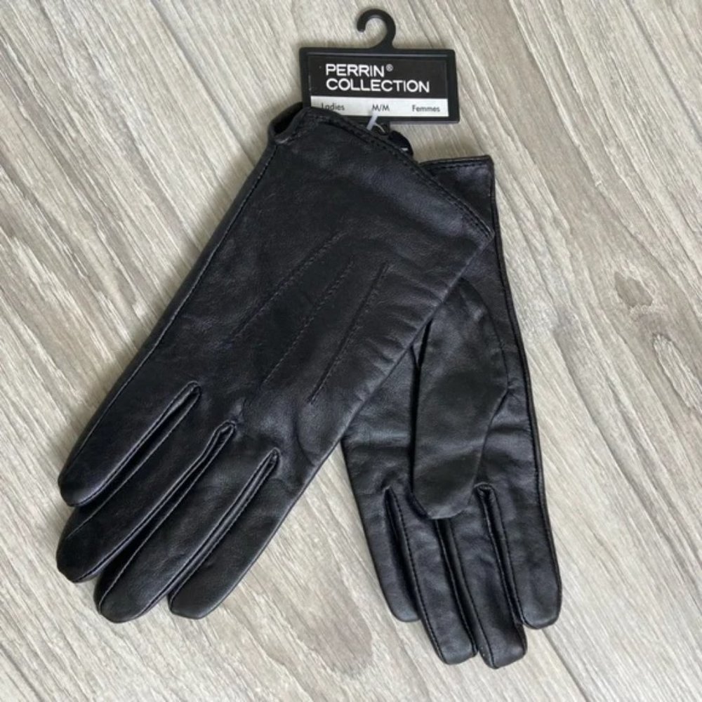 *NWT* Black Leather Gloves